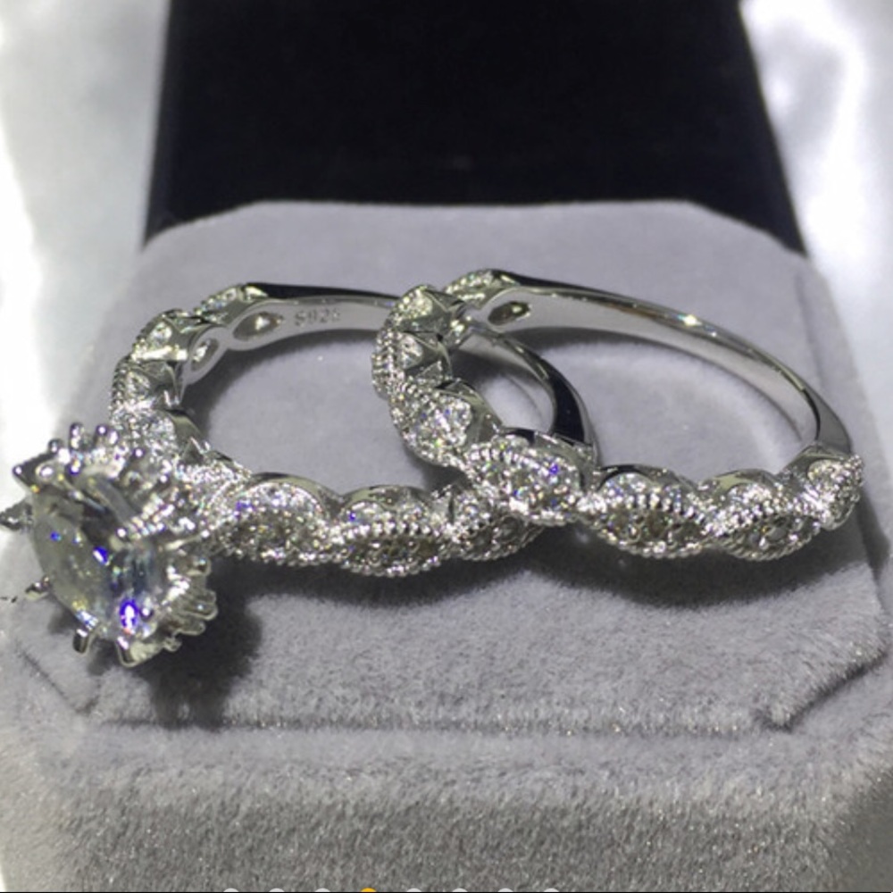 Boutique | Gorgeous Ring Set - Picture 2 of 7